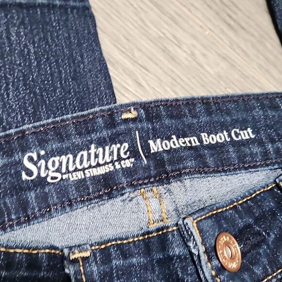 Levis Modern Boot Cut Dk Jeans - Picture 5 of 8